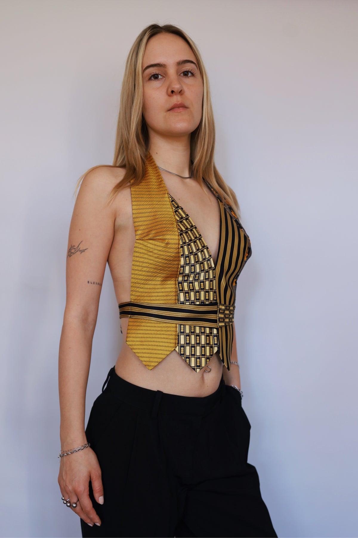 TIE TOP 03