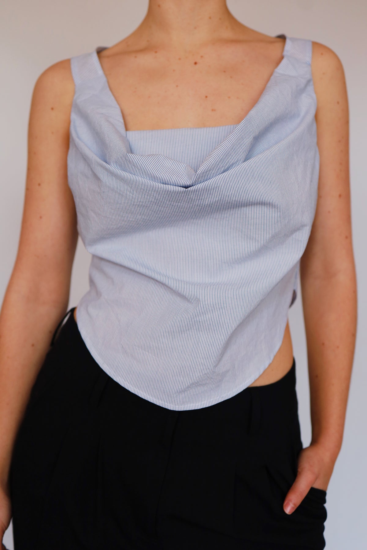 THE DRAPE 04
