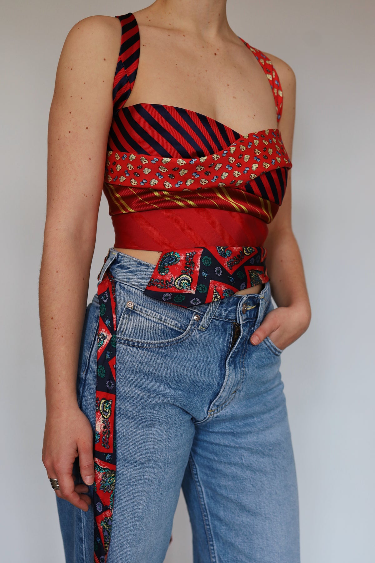 TIE TOP 08